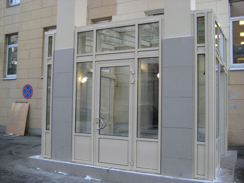 Тамбурная алюминиевая дверь GFTD842 Тамбурная алюминиевая дверь GFTD842